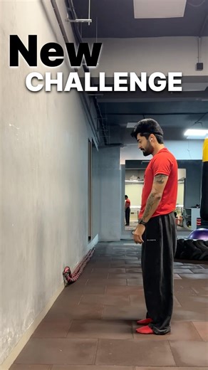 Handstand Challenge 🚨 Can you do it?#calisthenics #shorts #fitnesschallenge