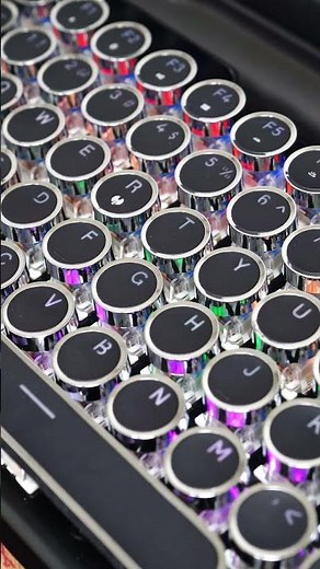 A very classic typewriter keyboard, perfect for both office work and gaming