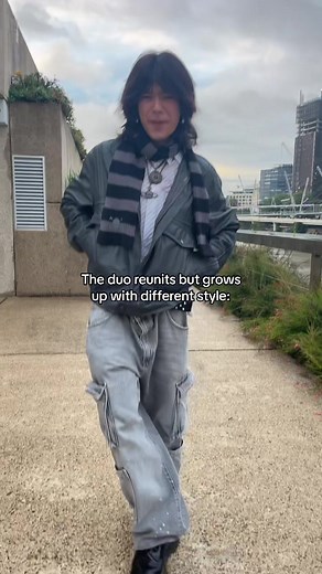 “Hey watchu wearing tmrw?” “Clothes.” 💀@Layla 👩🏾‍🎨