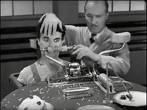 7.3M views · 73K reactions | खाना खिलाने वाली मशीन आई तो थी पर जुगाड़ फेल हो गया... | India Meri Jaan | Facebook