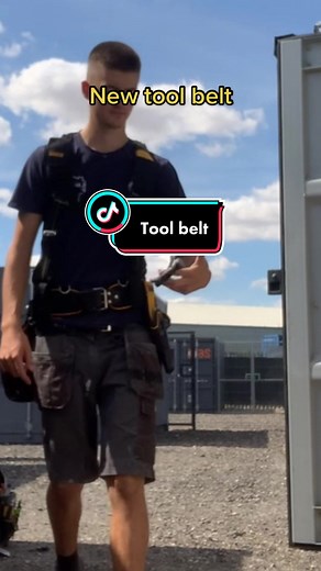 B McIntyre Builds Apprentice Carpenter Joinery Tradesman Dewalt Tools