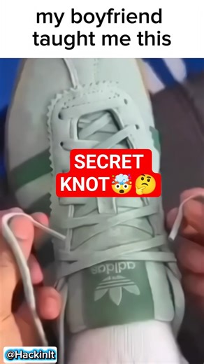 How to Tie Shoes So They NEVER Untie#lifehack #shoelaces #tipsandtricks #shoehack #shorts #diy