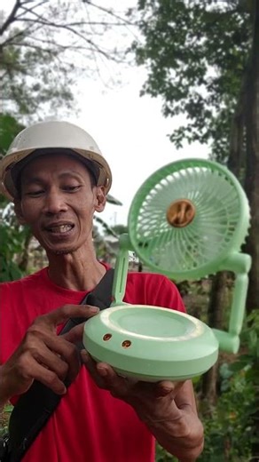 PORTABLE FAN, DESK LAMP, STUDY TABLE