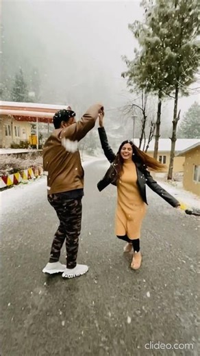 #love #kashmir #pakistan #longdistancerelationship #snowfall #couplegoal #priyadhapa #saajbhatt ❤️❄️