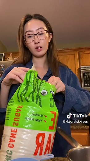 Homemade Hot Cocoa Recipe: 6 Ingredients & Easy Steps