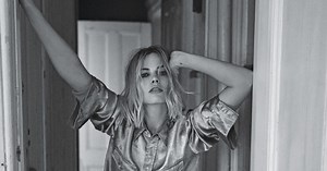 Margot Robbie Has Some Advice for What To Do When You Need to Pee While Figure Skating