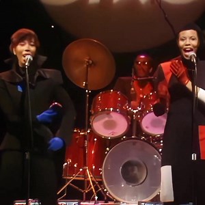 //Chic// "Good Times" (1978) | Maria Mello