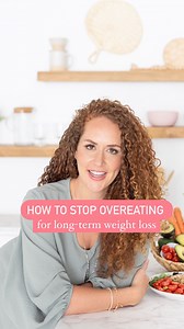Unlocking Long-Term Weight Loss: Mastering Mindful Eating 🍽️ Registering and reading hunger and fullness cues is CRITICAL to supporting weight loss hormones long-term. In fact, ignoring the cues and overeating, eating all day, is one of the CAUSES of dysfunctional weight loss hormones. Start doing these things to SUPPORT FULLNESS CUES: 🌟 Assess Hunger: Tune in to your body’s signals before starting any meal. Are you truly hungry or simply seeking comfort? Is it boredom or do you actually NEED 
