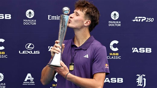 Campeón en Auckland: Mensik frena a Báez y hace recordar a Del Potro | ATP Tour | Tennis