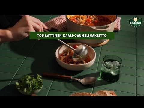 Tomaattinen kaali-jauhelihakeitto