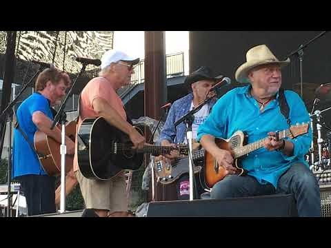 Jerry Jeff Walker performing in Frisco with Jimmy Buffett