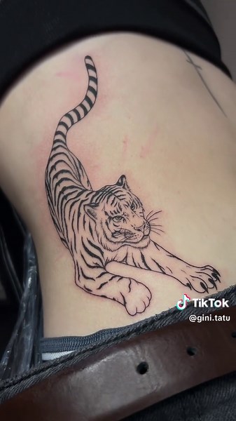 Inspiring Fine Line Tiger Tattoo Ideas for Artists