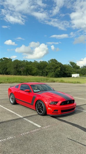 Ford Mustang Boss 302 super clean v8 high Revving monster 🔥