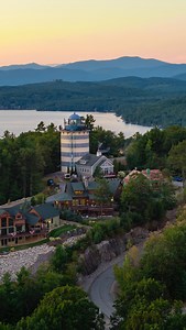✨Lake Life at the top of Meredith Bay✨ 20 Keepers Lane in Meredith Bay blends Adirondack character with modern luxury—soaring ceilings, warm stone fireplaces, and a design that makes the lake and mountains part of every room. From summer nights on the deck to winter evenings by the fire, this home is all about living the Lake Life at its finest. Meredith Bay is Lake Winnipesaukee’s premier gated community, offering resort-style amenities—pools, hot tubs, tennis, pickleball, a private marina, and