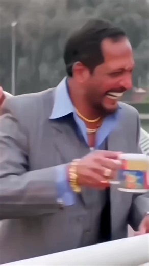 कुचमादी_टिंगर_007 on Instagram: "Fad ke rakh denge purana clander #viral #trending #instaviral #explore #explorepage reelsinstagram reelsviral reelitfeelit instareels instagramreels viralvideo"