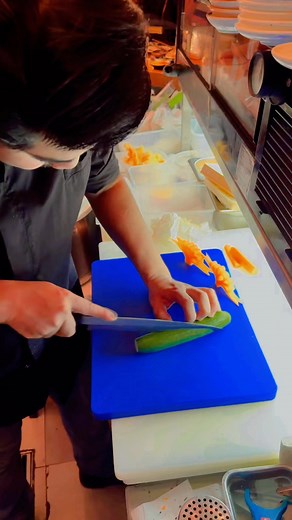 5.4K views · 10K reactions | Knife skills 勒 #เปิดค่าการมองเห็น #food #StarsEverywhere #สิทธิ์ศักดิ์ @ผู้ติดตาม | สิทธิศักดิ์ เตี้ยคำ | Facebook