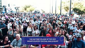 We had an amazing time with Straight Talk at the iHeartRadio Country Music Festival! Check out this clip 🤠#iHeartCountry #MyStraightTalk #CountryMusic | iHeartCountry