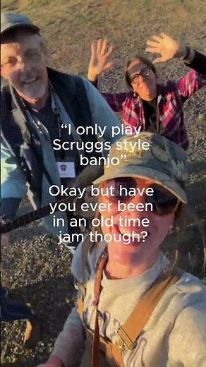 But have you ever tried CLAWHAMMER BANJO?!🪕 #clawhammerbanjo #banjoplayer #oldtimemusic