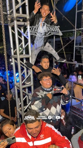 El Efecto Temerarios - Sonido Famoso #Temerarios #trendingreels #SonidoFamoso #Famoso #trendingreels | Exitos Sonideros Fleximania