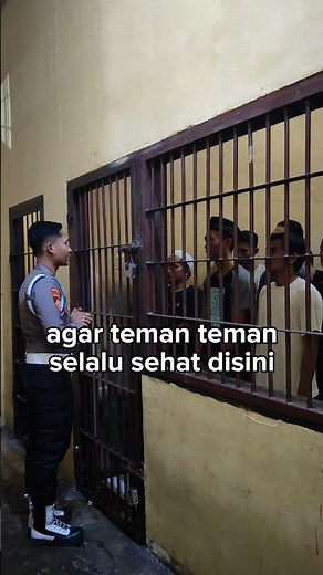 berbagi dengan tahanan | nasi goreng ayam