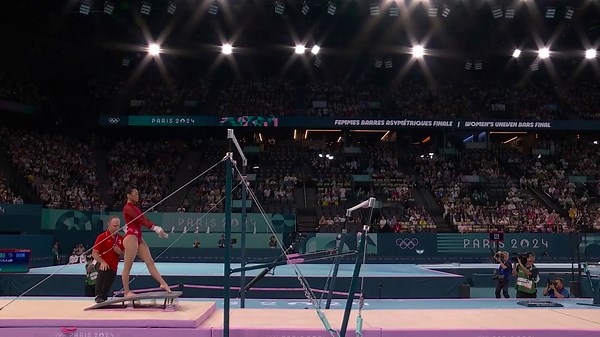 HIGHLIGHTS: Watch as Suni Lee wins bronze in uneven bars final