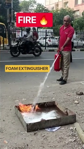 LIQUIDS FIRE 🔥 : Use of FOAM Extinguisher to put out FIRES #fire #fireextinguishers #shorts #viral