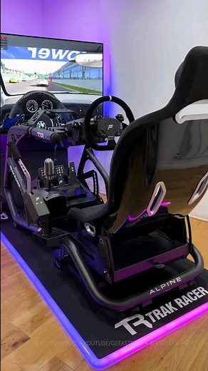 Sim Racing Cockpit DESIGNED by F1 Engineers!
