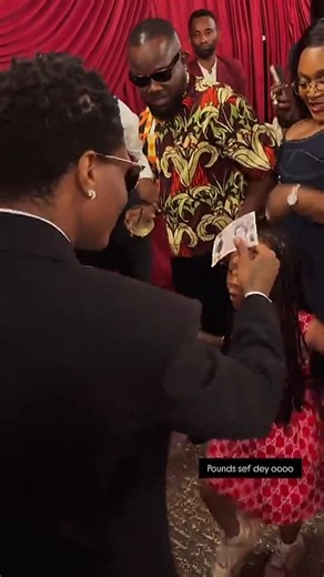 Wizkid Media on Instagram: "The kids love Big Wiz ❤️"