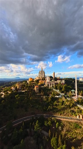 Found the craziest views with my 360 drone! Get your Antigravity A1, with a limited-time offer up to 20% Off (Save up to $400) #Antigravity #antigravitya1 #360drone