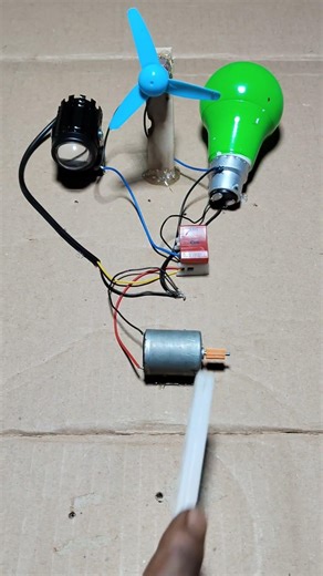 DC motor switching mini generator bike fog light LED bulb mini fan #dcmotor #tech #shorts