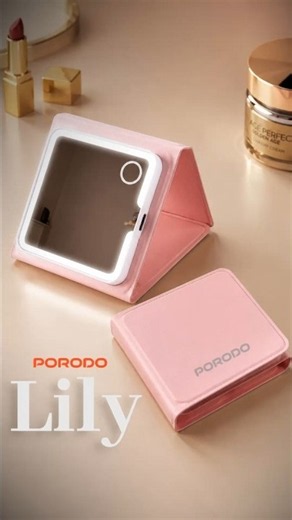 Three mirrors, one fold-out case — Porodo Lily LED Makeup Mirror