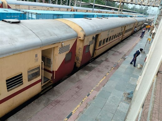 Rewari News: दोहरीकरण...रेवाड़ी-बीकानेर सवारी समेत कई ट्रेनें रद्द व मार्ग परिवर्तित