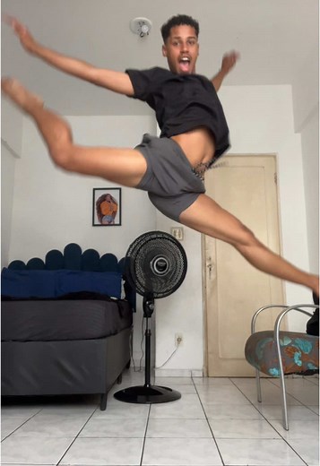 Round 6 Dance Challenge: Moves Inspired by Netflix