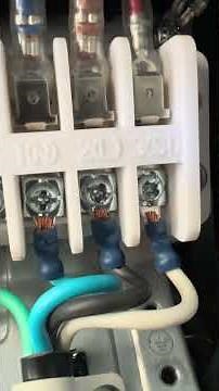 ELECTRICAL CONNECTION AND COMMUNICATION FUJITSU AIRSTAGE AIR CONDITIONING.