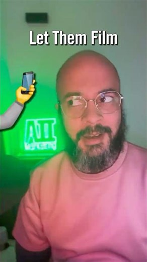 Should Audiences Be Allowed to Film Shows?