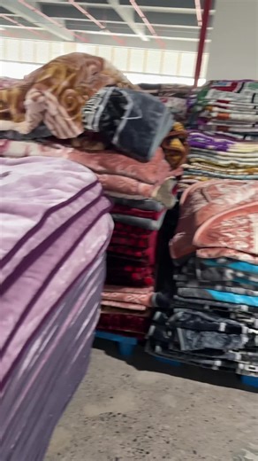 Quality A-Grade and B-Grade Blankets from Yiwu Factory