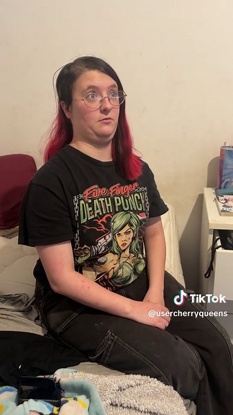 Chloe ticcing and hanging out with Zues who is being very cheeky #tourettesawareness #tourettesyndrome