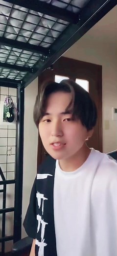 115万キロのフィルム／Official髭男dism TikTokLIVEより115万キロのフィル厶うたいました！聴いてください！ #Official髭男dism #115万キロのフィルム #HAL #さとっちゃん #藤原聡 #モノマネグランプリ #モノマネグランプリ髭男