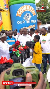 Not only Blonya Party for the children , but all those present received special school packages. Each child was given a Ga Mantse–customized bag containing exercise books, pens, pencils, an eraser, a sharpener, a ruler, and other learning materials. This initiative aimed to support the children as they prepare for the next academic term. #OOBAK3 #jamestowntv #wɔdiɛntsewɔnɔ | James Town Tv