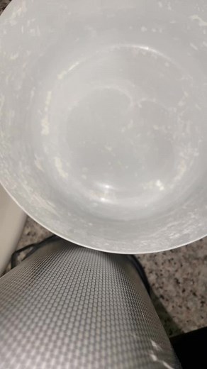 Asmr refill and cs chewing #asmr #cornstarcheating #cornstarch