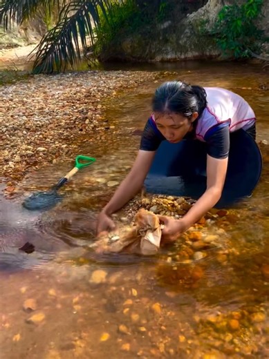 Gold Panning Techniques for Discovering Buried Treasure