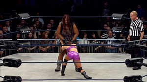 Awesome Kong and Madison Rayne clash! | Impact Knockouts