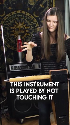 Theremin guitar pedals = ? | Rob Scallon