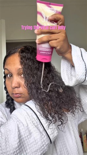 Trying the Viral Curl Jelly #curljelly #umbertogiannini #naturalhair #bouncecurl #washngo