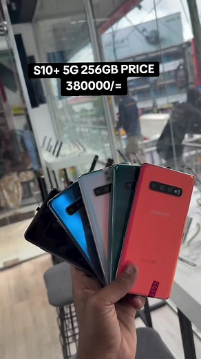 Samsung Galaxy S10 5G - 256GB for 380,000 UGX