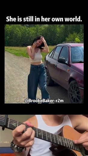 She is still in her own world.#shorts #funny #couple #single #viral #trending#guitar