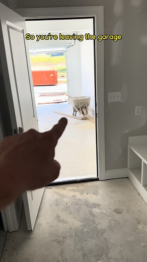 147K views · 3.9K reactions | ✅The Ultimate Home Building Checklist at BuilderBrigade.com . . . #BuilderBrigade #homebuildingtips #homebuilding #NewConstruction #customHome #HomeBuildingChecklist | Builder Brigade | Facebook