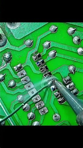 How to Solder IC Professionally on PCB (In Seconds!)The Fastest & Easiest Way to Install Any IC