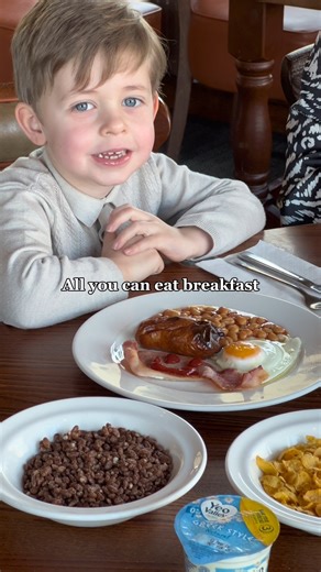 12 reactions | How to start your day right? An all-you-can-eat breakfast, of course!丹 #TableTable | Table Table Pub Restaurants | Facebook