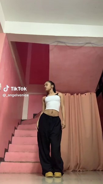 Gabriela's Hands Up Dance Trend - KATSEYE